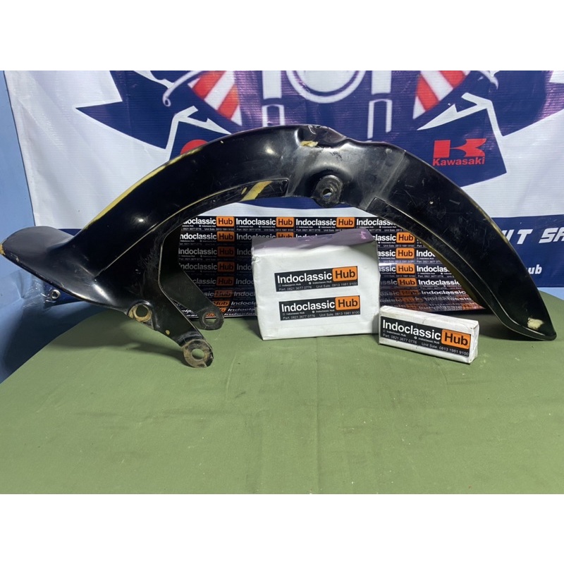 spakbor honda astrea star original slebor depan star/astrea 800/supercub original