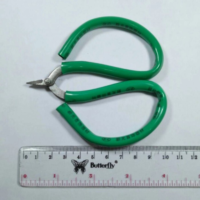 

Gaya Gunting Pertukangan Emas/Perak/Gunting Kodok Kecil Bagus