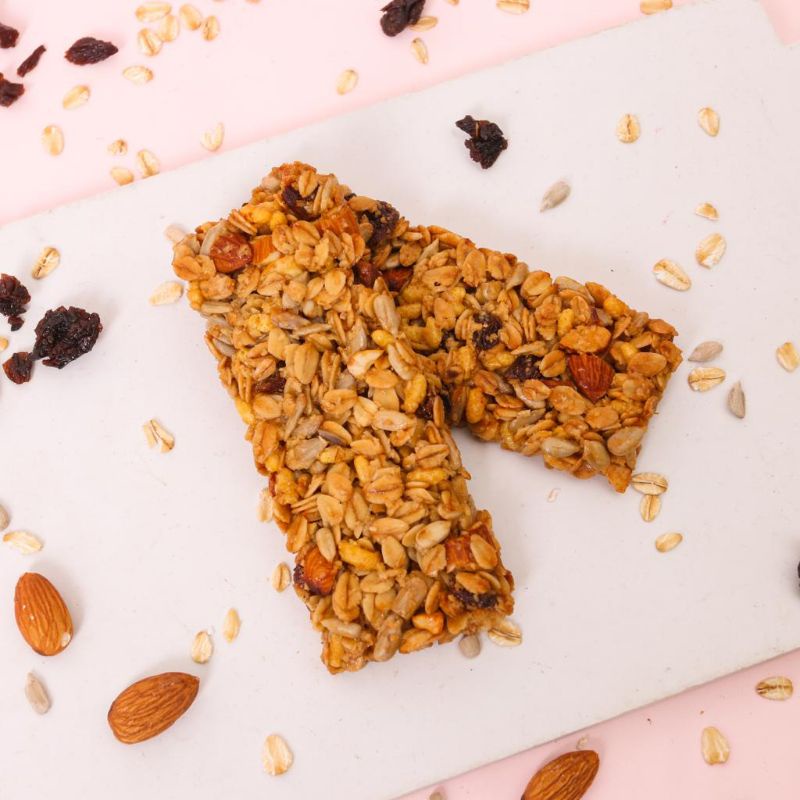

Original Granola Bar (2 Bars) - Almond, cashew, raisins, chia seed, sunflower seed - goodluckbite