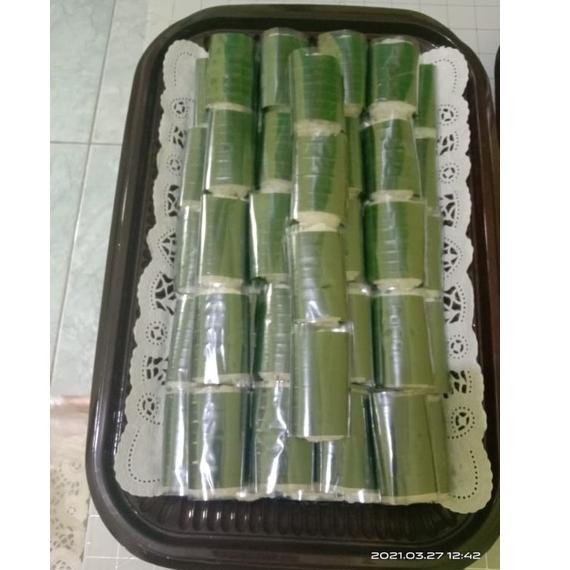 

Terbaik Lemper Ayam isi 20 pc !!!