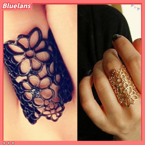 Cincin Model Terbuka Adjustable Desain Bunga Hollow Bahan Alloy Untuk Wanita