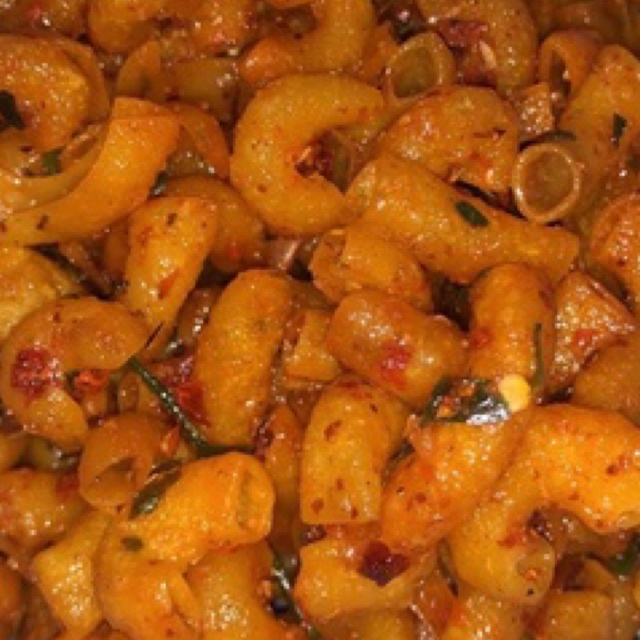 

Makaroni Bulat Pedas 250gr