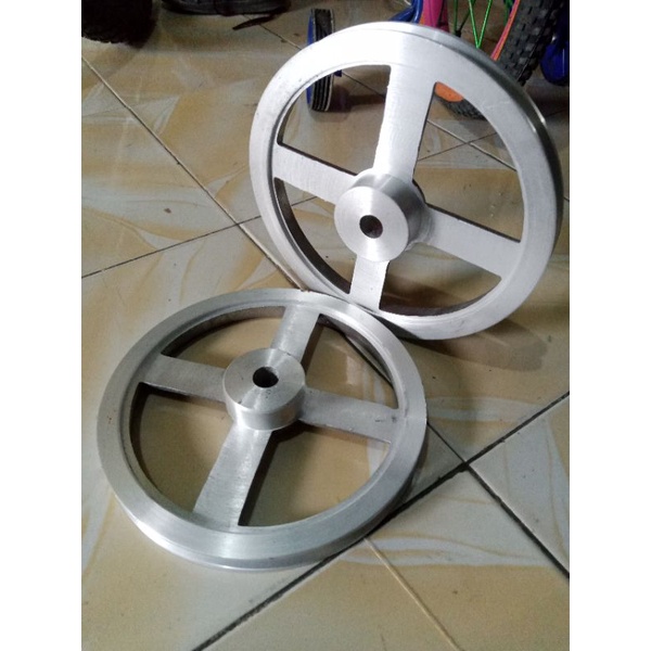 Pully A1 7 inchi
