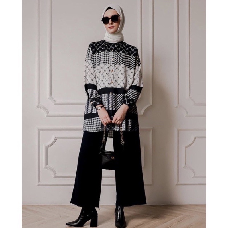 vivi zubedi Rumaisha Tunic New‼️ bukan preloved hanya lepas tag