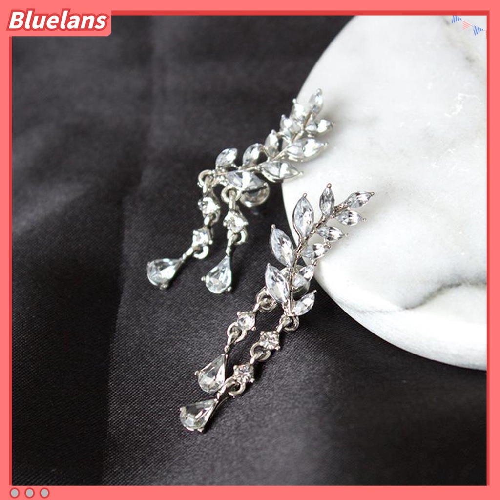 Anting Stud Desain Daun Aksen Berlian Imitasi Untuk Wanita