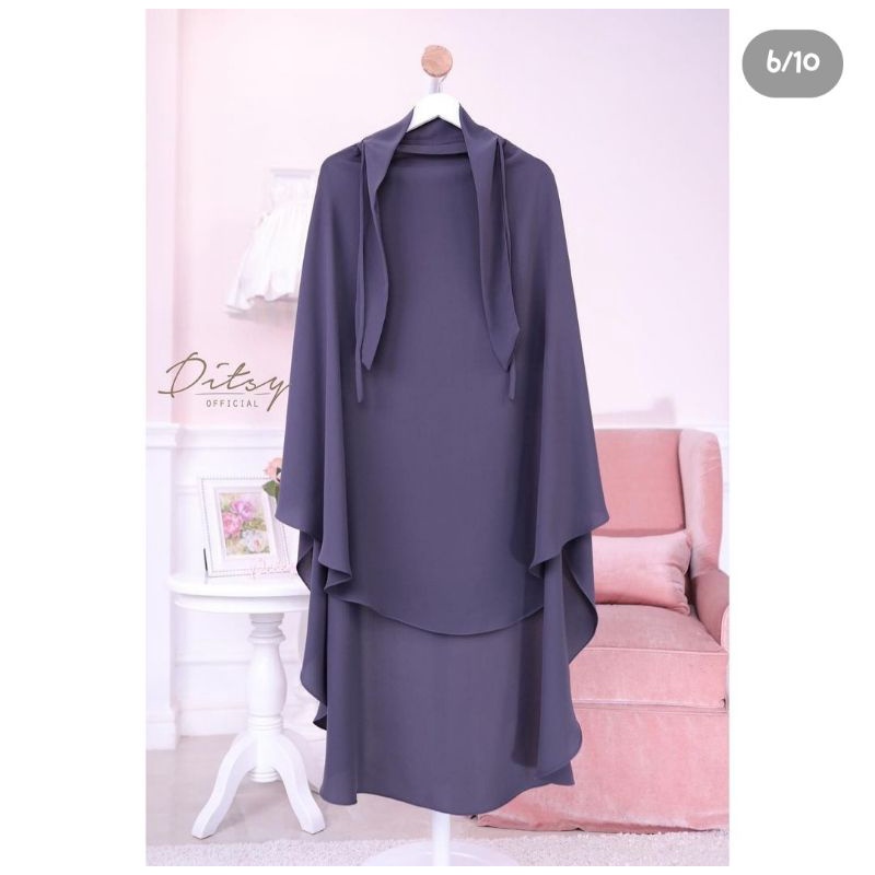 Ditsy Rawda SHORT Reject Sept 2022