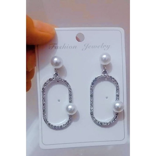 Anting wanita perhiasan wanita aksesoris wanita anting panjang anting pesta anting korea