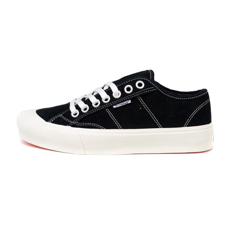 Sepatu Sneakers Kasual Pria Wanita CorvalueFootwear Bolivia Black White