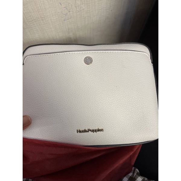 Tas Hush Puppies