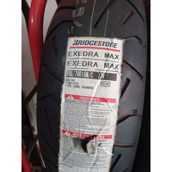 BAN LUAR BATTLAX EXEDRA MAX UKURAN 180/70-16 TUBELESS