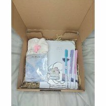 

Paket Hampers gift teruntuk Bestie/Pacar School Edition