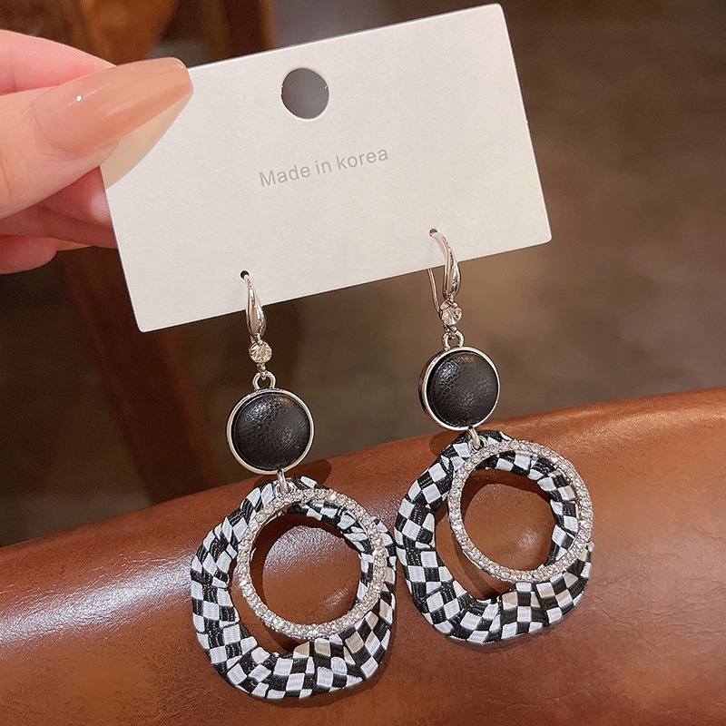 Anting Tusuk Gantung Bahan Sterling silver 925 Desain Geometri Hias Berlian Hitam Putih Untuk Wanita