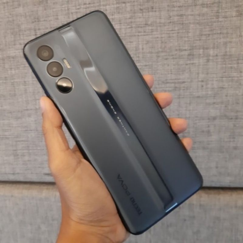 Tecno pova 3 6/128gb