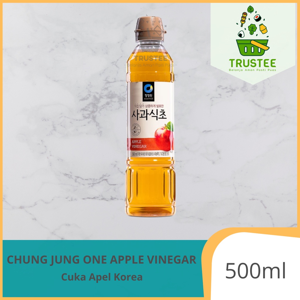 Daesang (Chung Jung One) Apple Vinegar/ Cuka Apel Korea - 500ml