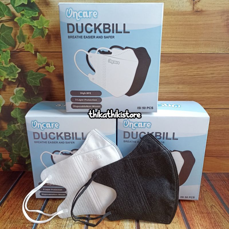 MASKER DUCKBILL HITAM PUTIH ADA EMBOS ONCARE 1 BOX ISI 50PCS / MASKER DUCKBILL NON HIJAB