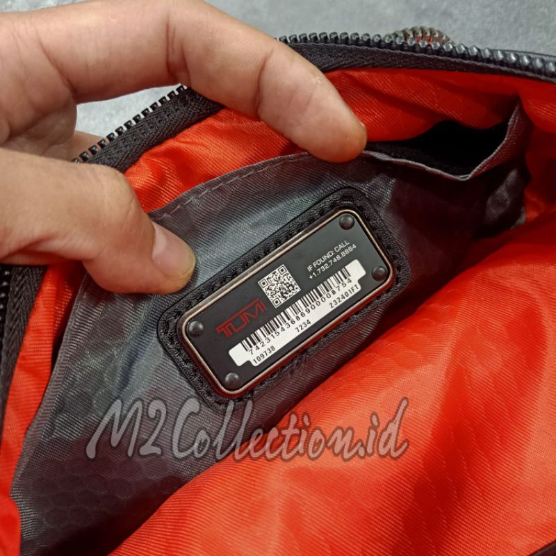 Tas pinggang Tumi Colombus Red /Waistbag Tumi/Belt Bag Tumi Mirror Quality