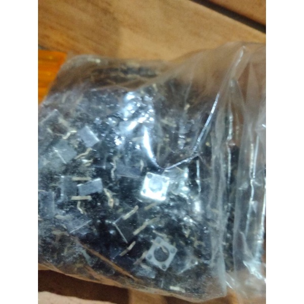 tombol switch kaki 4
