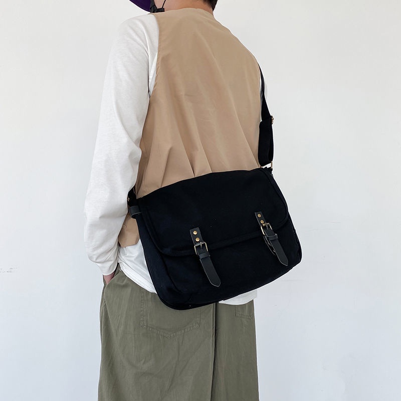 ﺴ✑Jepang In Wild Messenger Bag College Gaya Mahasiswa Tas Kanvas Tas Pria Messenger Tas Wanita Tas Bahu