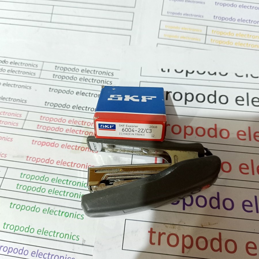 Ball bearing 6004 ZZ C3 / 6004 2Z C3 merk SKF