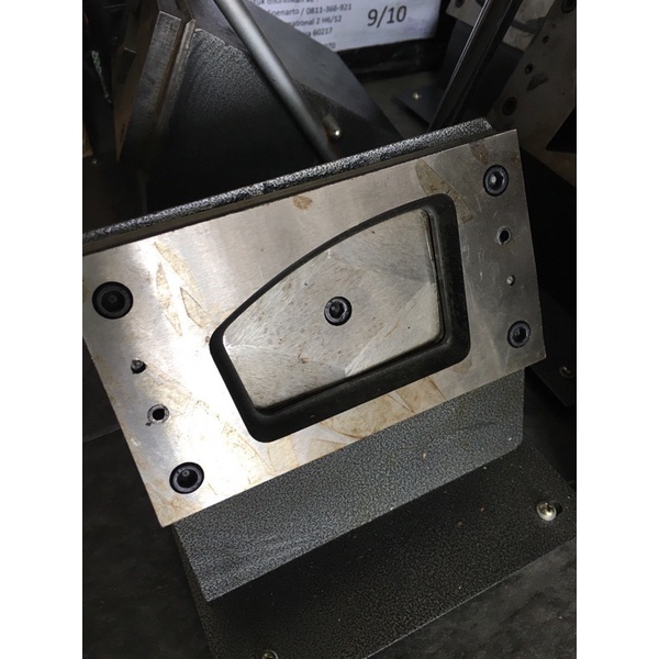 

Mesin Plong PVC Bentuk Creative1