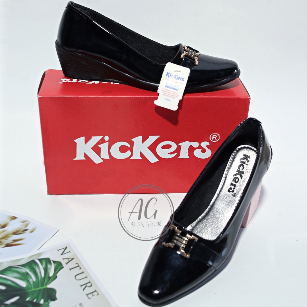 SEPATU PANTOFEL WANITA HITAM DAN CREAM SEPATU FORMAL WANITA SEPATU KANTOR WANITA SEPATU KICKERS SEPATU KERJA