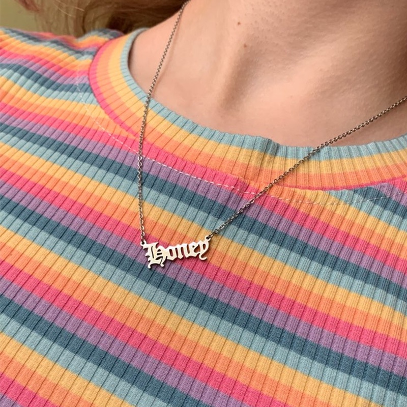Kalung Rantai Klavikula Hias Liontin Tulisan Inggris Bahan stainless steel Gaya vintage Eropa Amerika