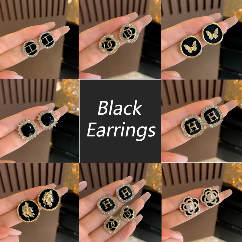 Anting Stud 925 Silver Aksen Mutiara Warna Hitam Gaya Vintage Korea Untuk Wanita