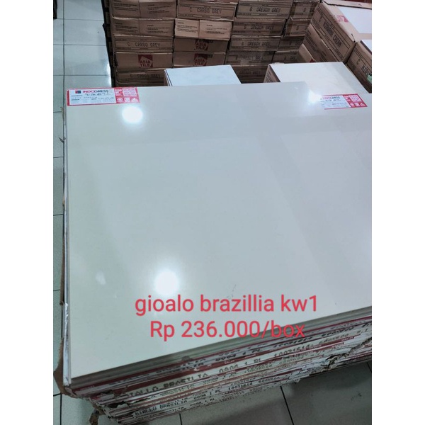 Granit Lantai Indogress Giallo Brazilia 60x60 KW1