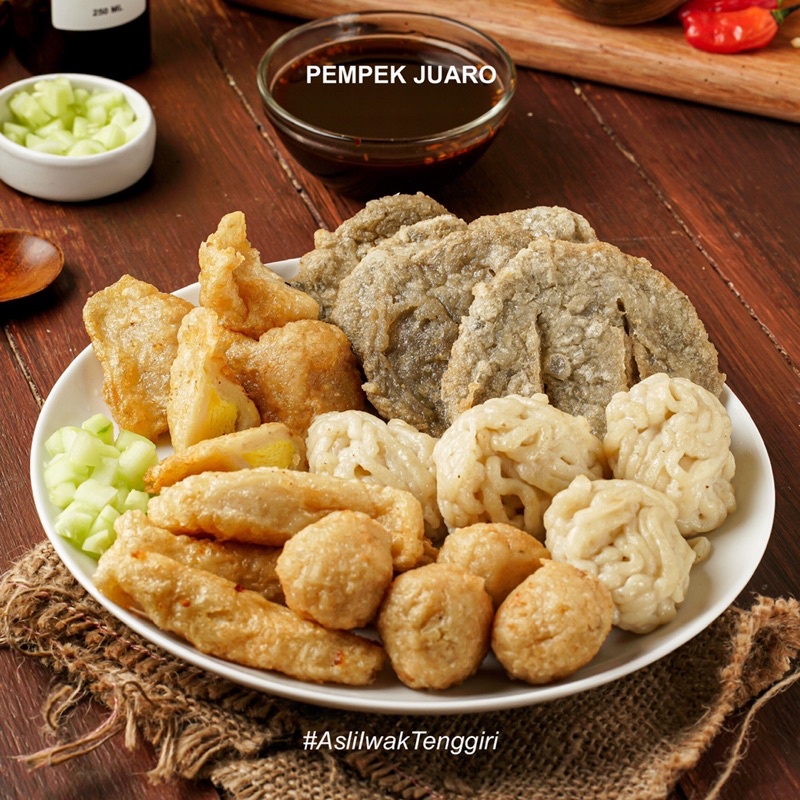 

Pempek Kecil [ISI 30 PCS] + Cuko Kental - PEMPEK JUARO