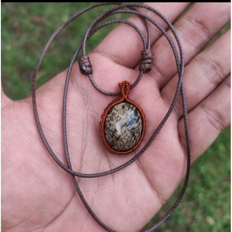 kalung etnik liontin batu kayu stigi (N)