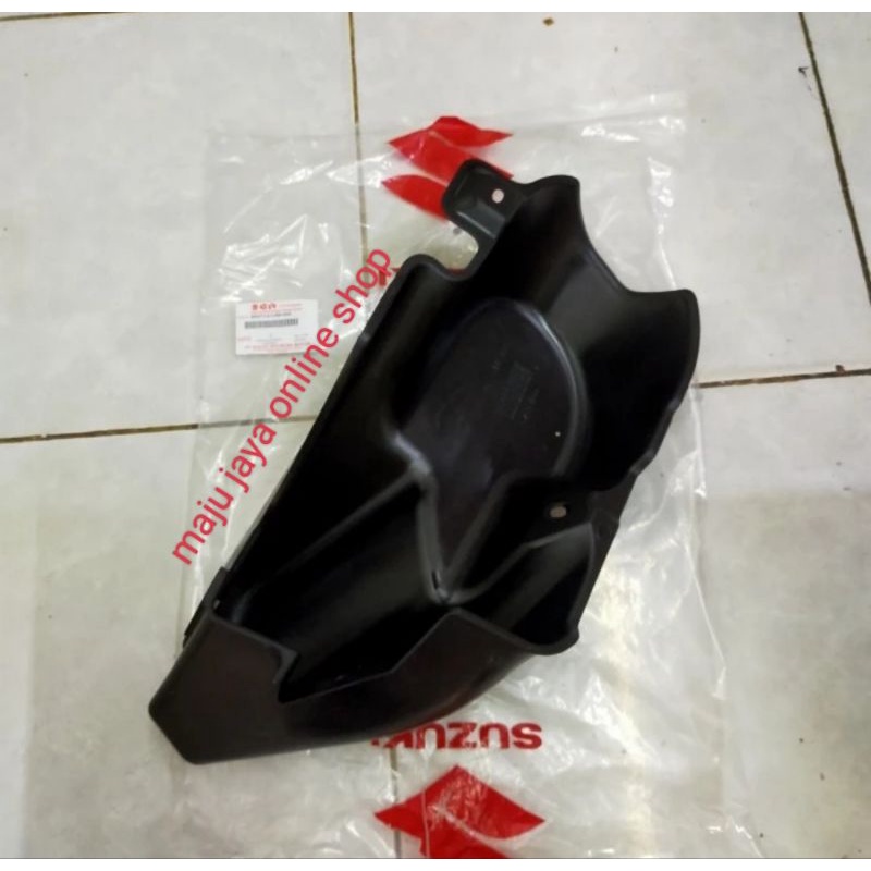 Cover Penutup Pipa Bensin APV PICK UP / MEGA CARRY  ASLI