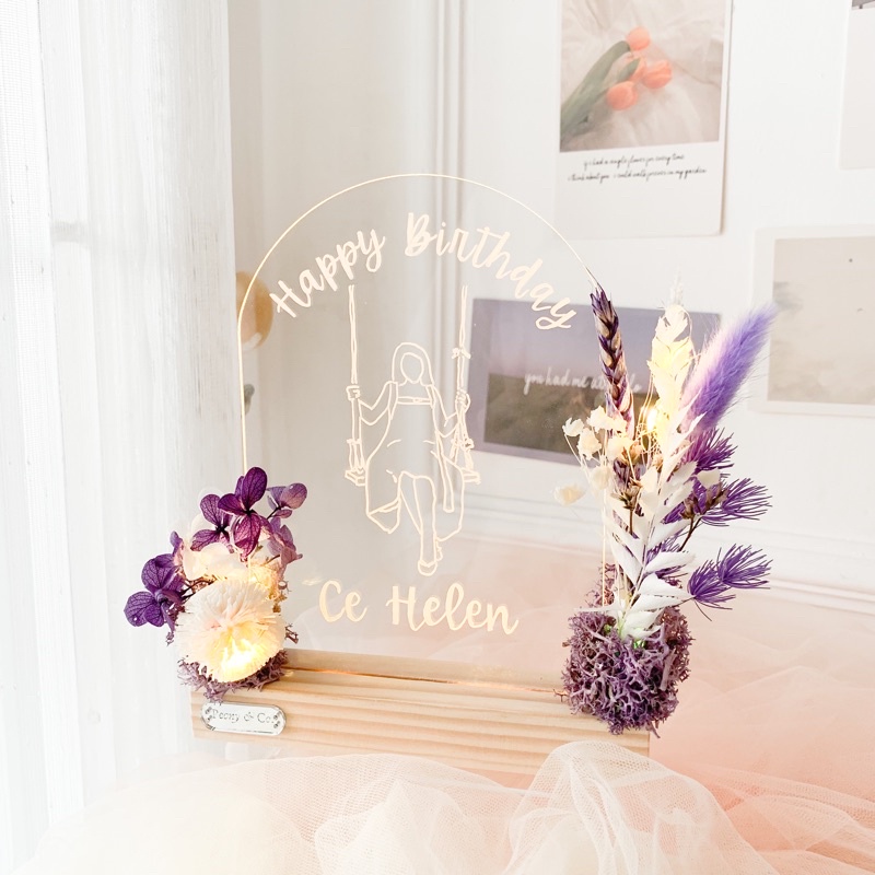 

Akrilik custom hadiah/birthday/anniversarry/wisuda