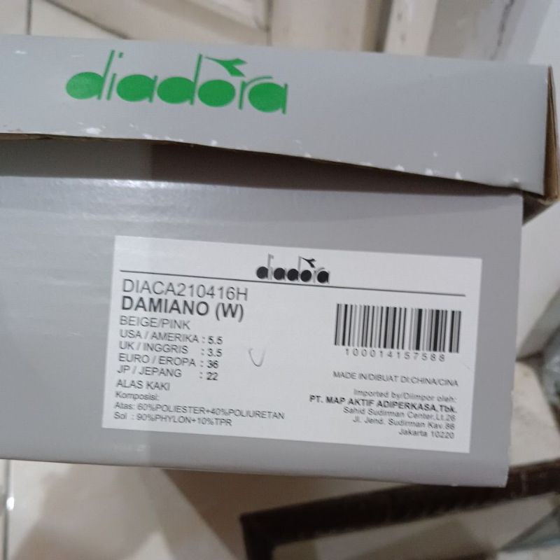 sepatu diadora DAMIANO