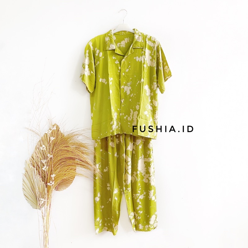 Set Piyama Lengan Pendek Celana Panjang