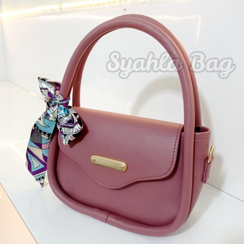 Tas Slempang Wanita Terbaru Modele Livia Bag. 2 / Tas Fashion Model Terbaru Premium / Tas Selempang Wanita Premium