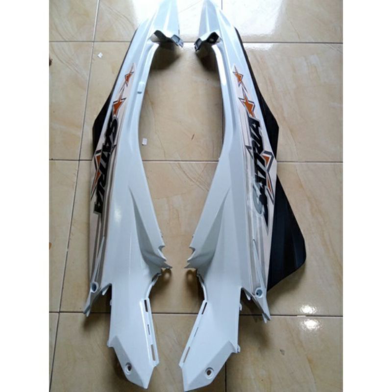 Cover dek body bodi belakang plus striping SUZUKI SATRIA F FU FL FACELIFT 2015 Kualitas terjamin kua