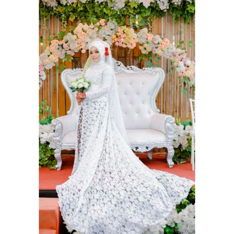 kebaya  gaun akad putih brokat