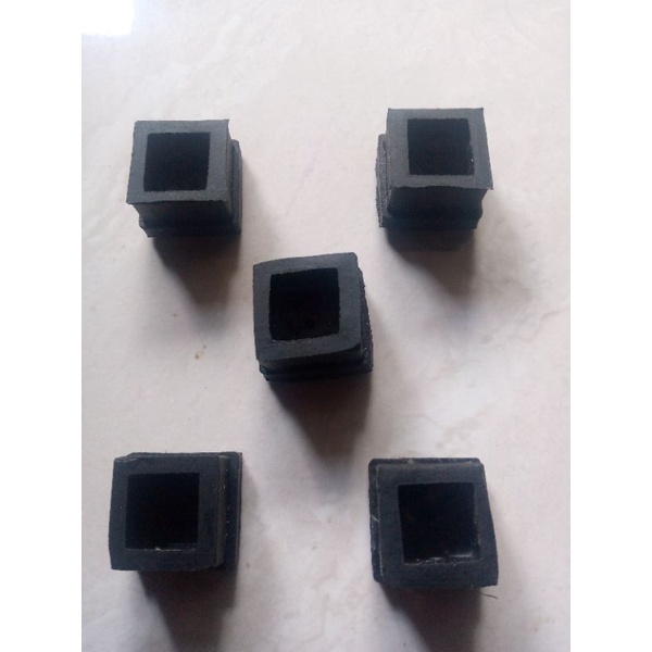 karet kaki hollow 2,5x2,5 kopong