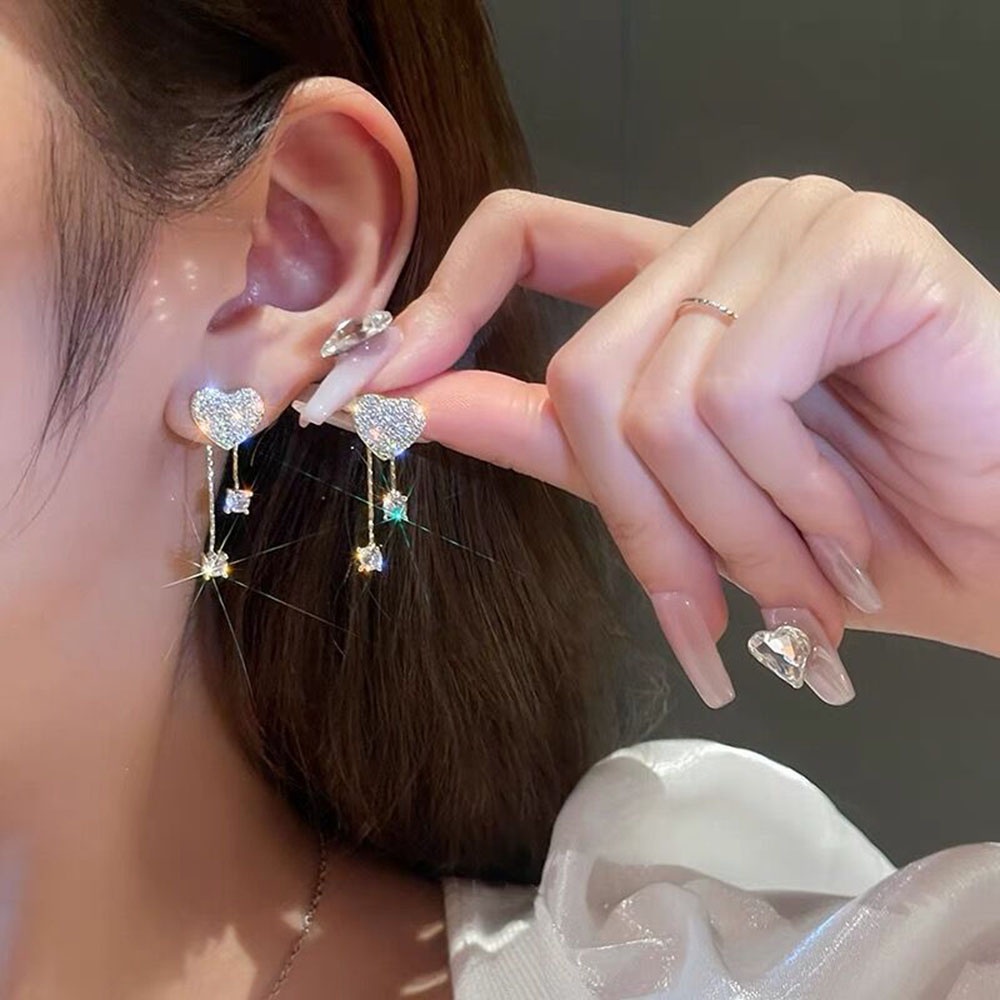 【COD Tangding】Anting Tusuk Gantung Asimetris Desain Hati Hias Berlian Untuk Wanita