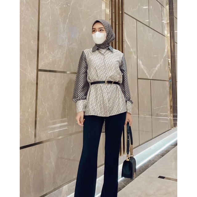 Mono Shirt- khaki by vanillahijab