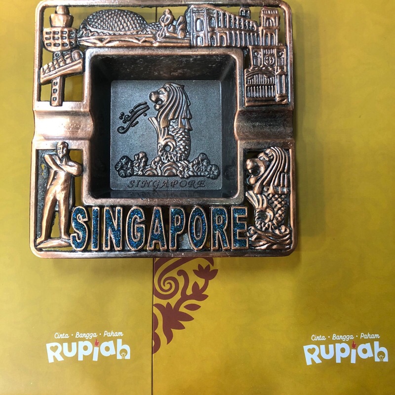 asbak rokok singapore