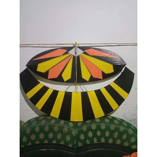 layangan pegon ceper bermotif