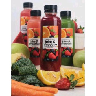 

Cold Pressed Juice Paket Detoks 1 Hari Free Detox Water / Infused Water