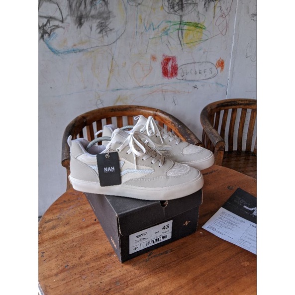 Sepatu NAH Project Audacity bone white