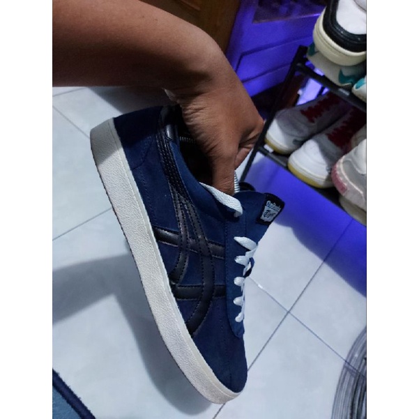 onitsuka vickka moskow x mastermind