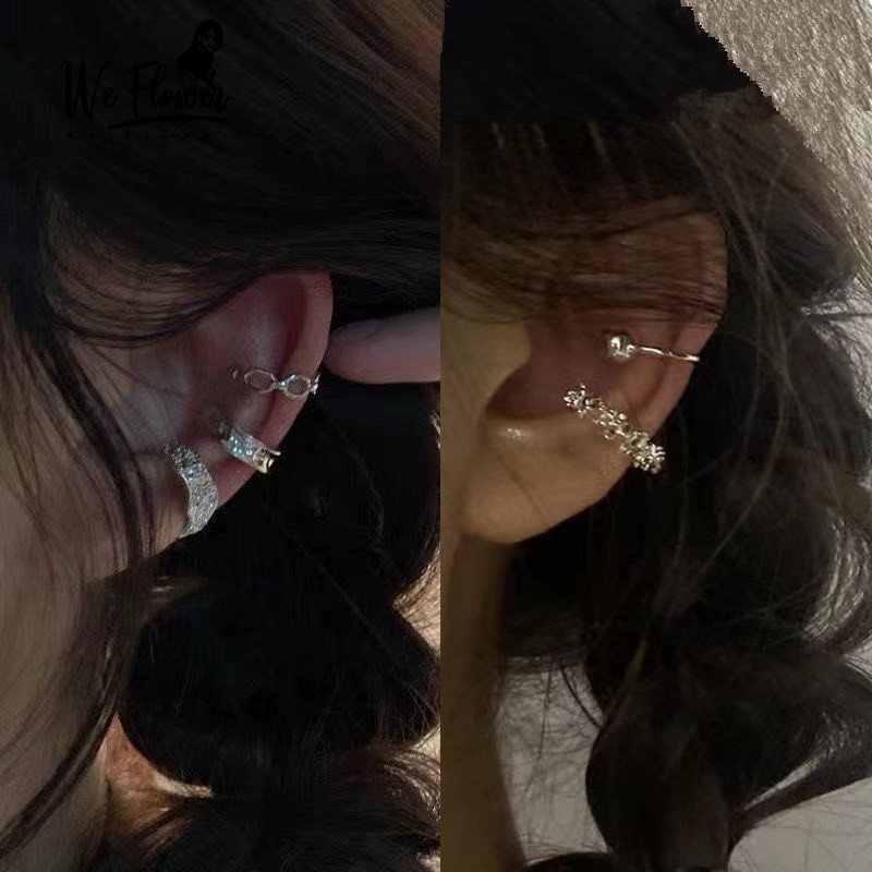We Flower 3PCs / Set Anting Klip Tanpa Tindik Desain Geometri Asimetris Warna Silver Untuk Wanita