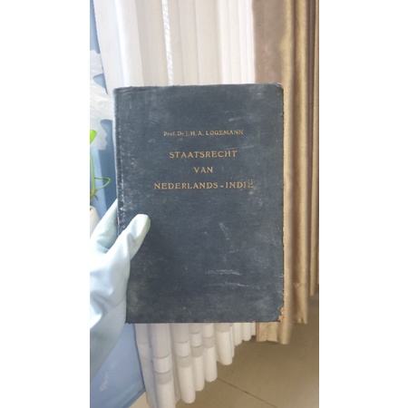 Buku "Staatsrecht Van Nederlands - Indie" Book