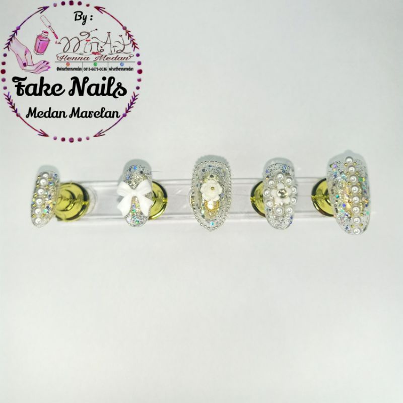 Kuku Palsu Putih Bening Rainbow / Fake Nails Putih Bening Rainbow