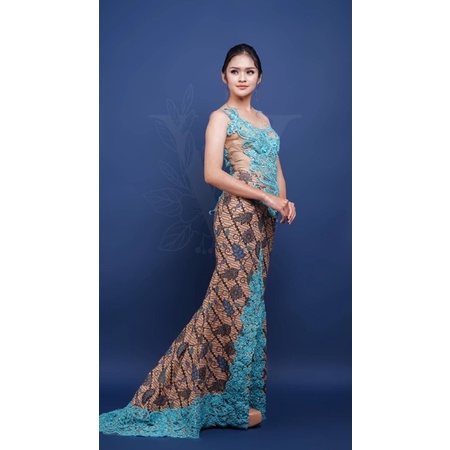 kebaya yanti