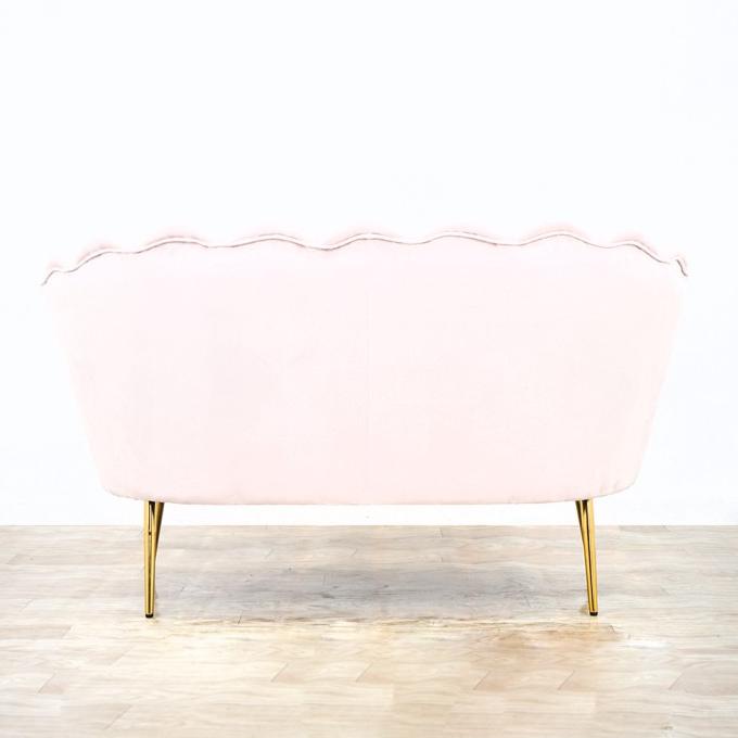 Amorinito 2S Soft Pink-Sofa Keluarga-Sofa Ruang Tamu-Sofa medel kerang